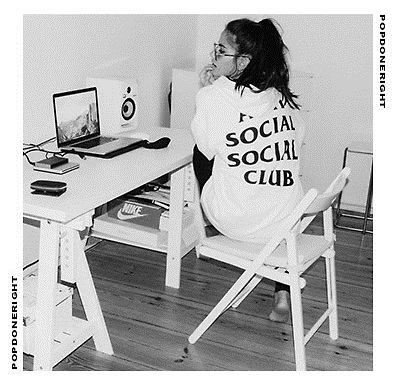 #popdoneright - sofi de la torre