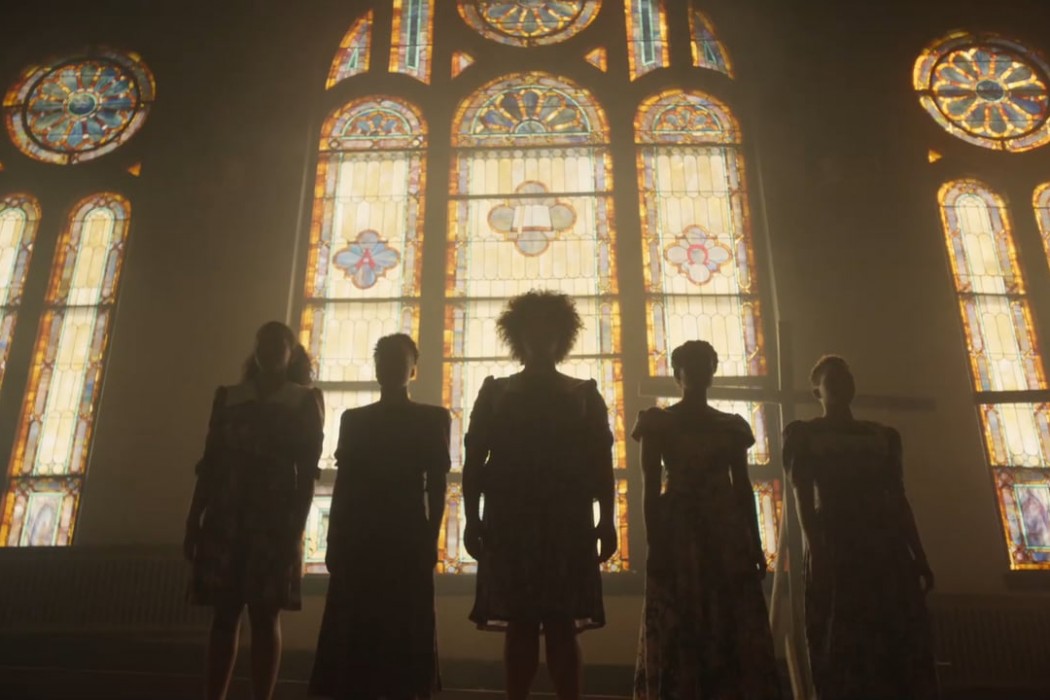 Burning in Birmingham - Amy León