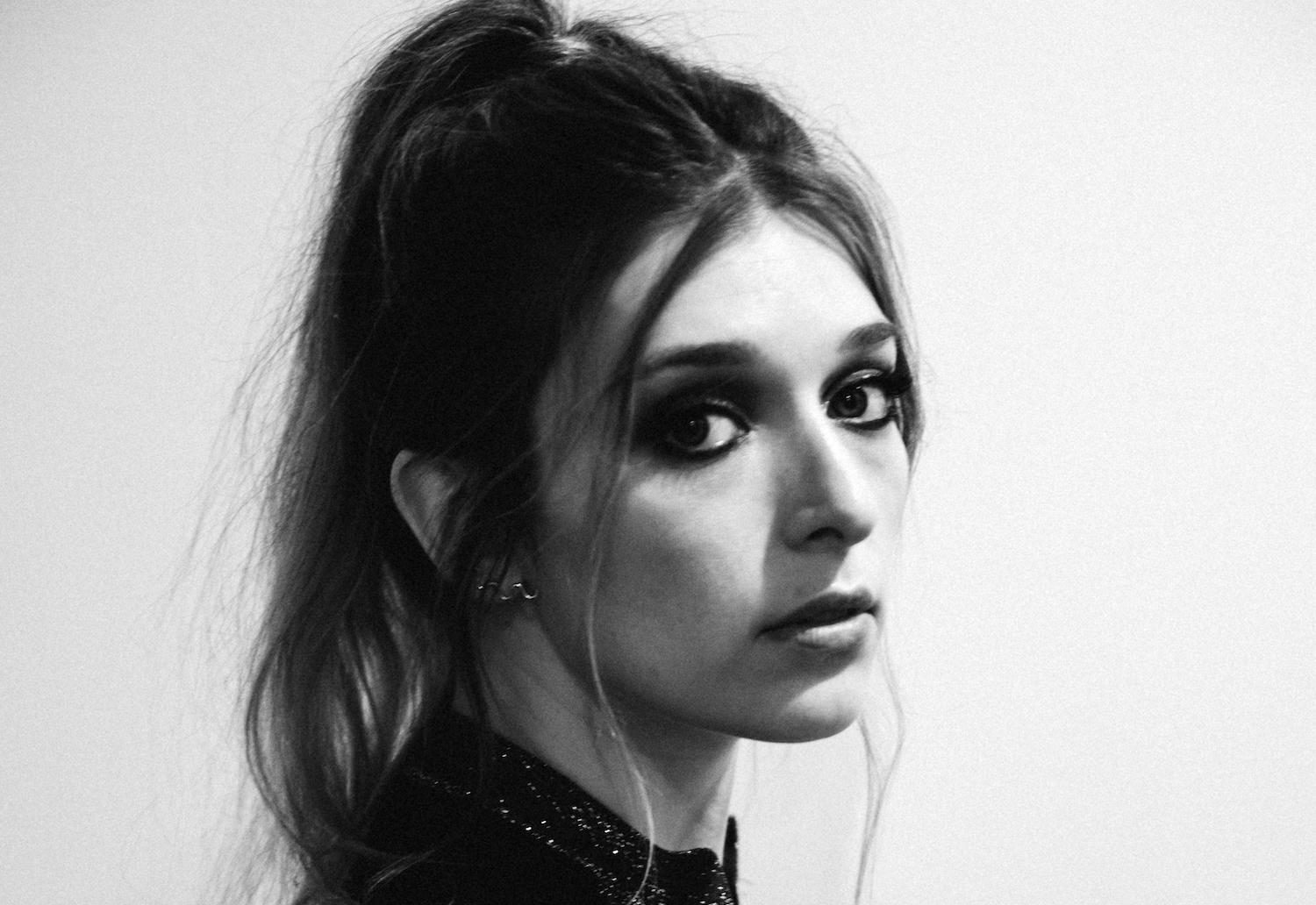 VÉRITÉ © Eric Ryan Anderson