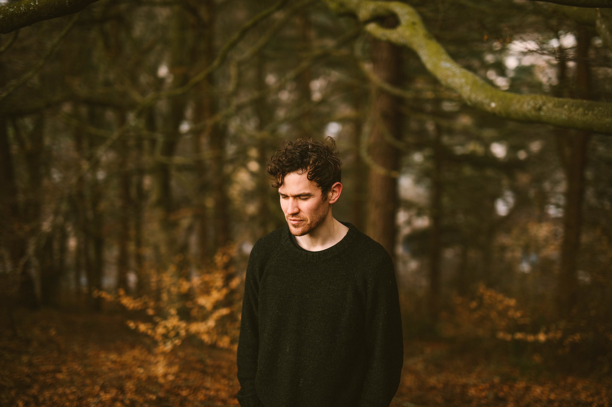 Interview: Tommy Ashby Stuns with his Illuminating Golden Arrow EP ...