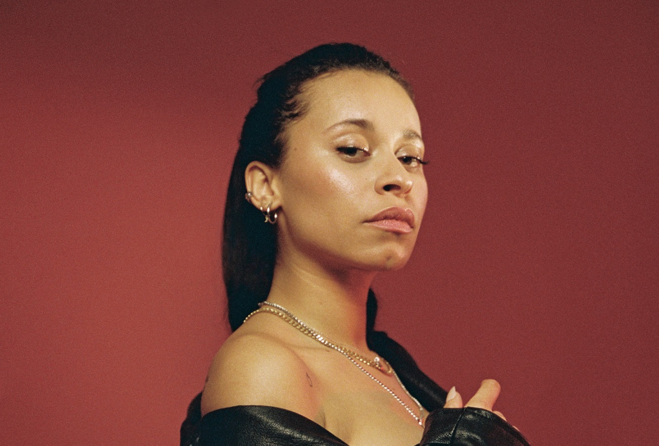 Feature: Royal & The Serpent Dives into the Depths of 'searching for ...