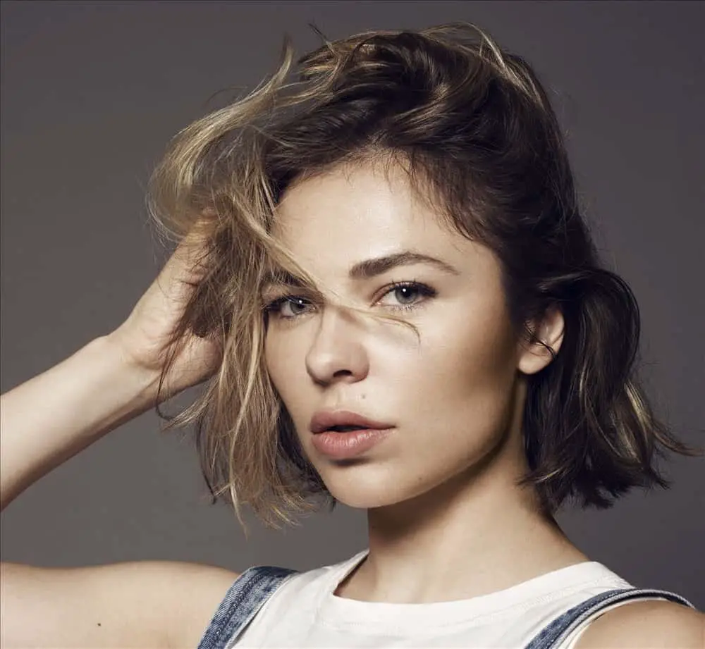 Review: Nina Kraviz’s 'MASSEDUCTION Rewired' Is a Splintered, Over ...