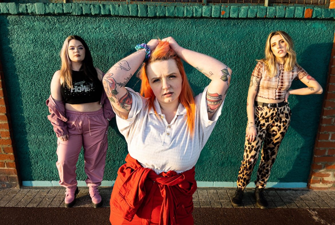 bigfatbig © Ryan Young