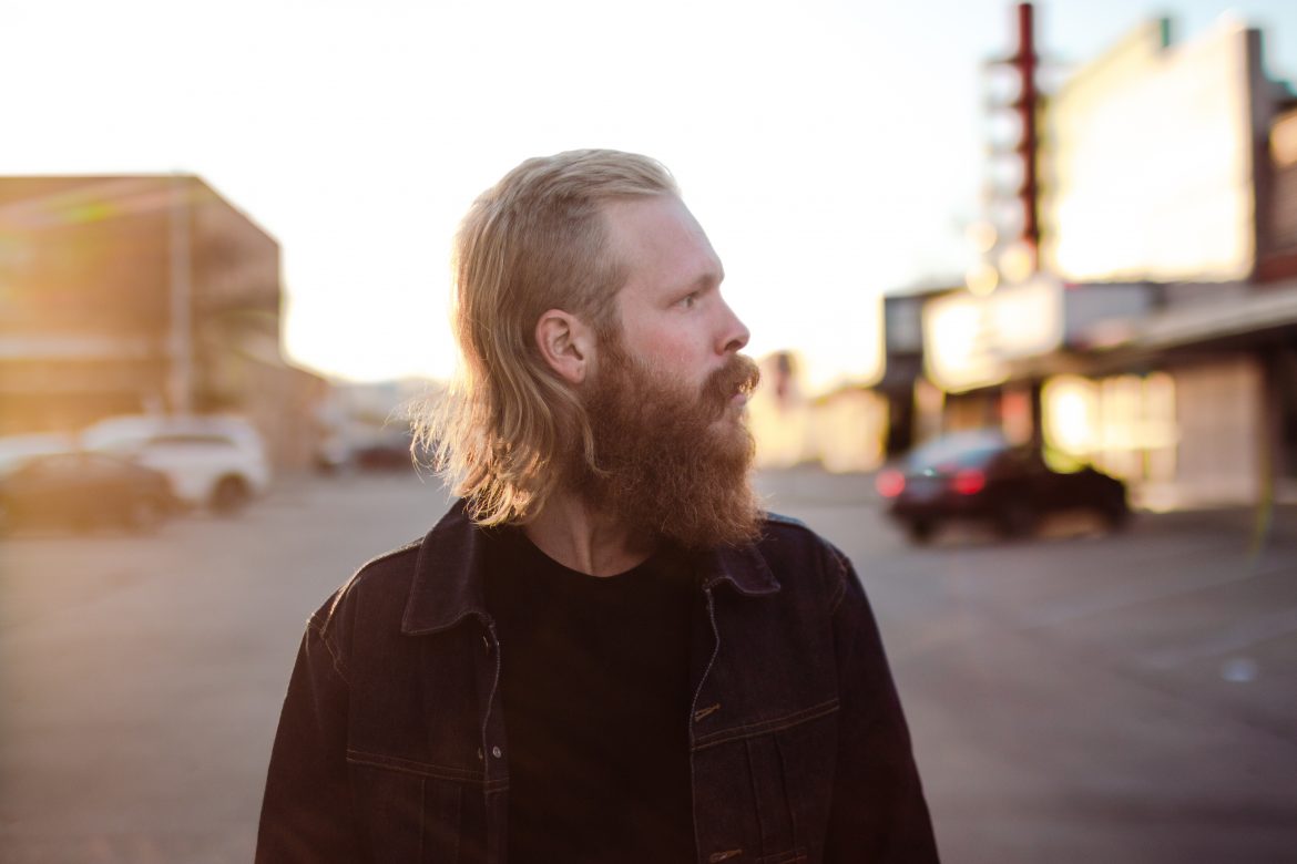 Tusing © Cory Snelson