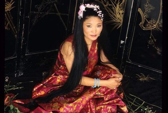 Yungchen Lhamo © Ernie Paniccioli