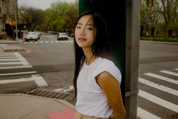 Sarah Kinsley © Julia Khoroshilov