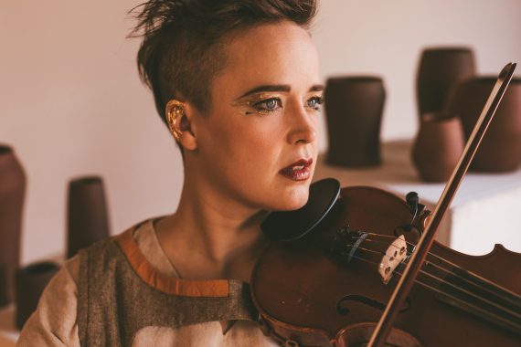 Raine Hamilton © Megan Steen