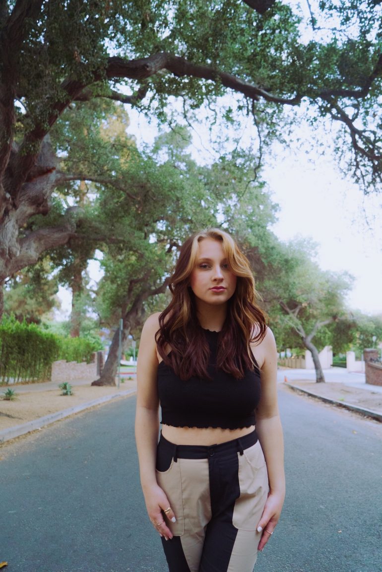 Interview Ashley Kutcher Sings a Poignant Goodbye to Love in "Favorite