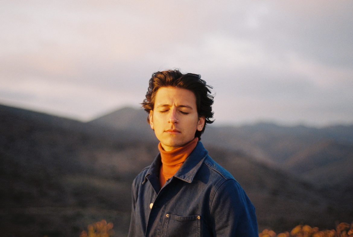 Blonde Holly © Jacob Cummings