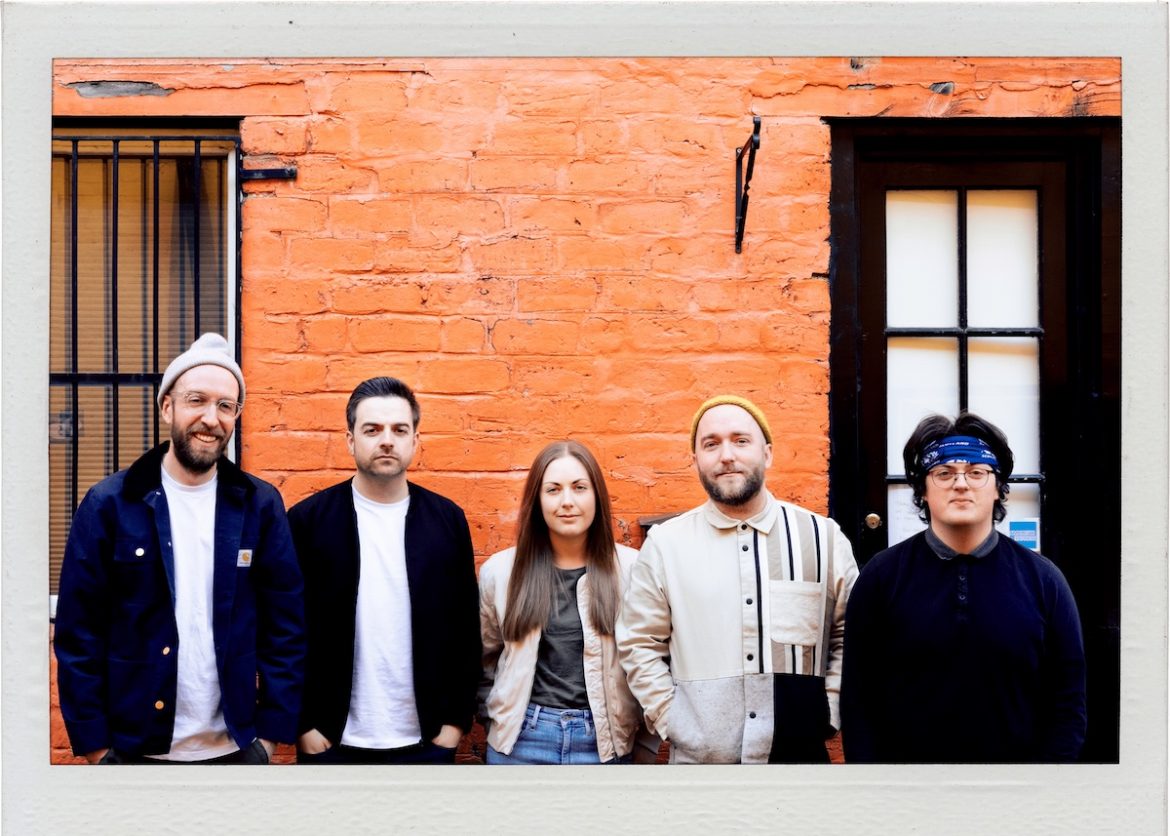 wojtek the bear © Kris Boyle