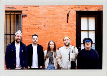 wojtek the bear © Kris Boyle