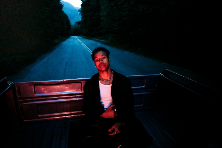 Premiere Casey Dubie's Moving "Confetti" Cherishes Fleeting Love