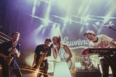 Lawrence live in NYC © Deanie Chen