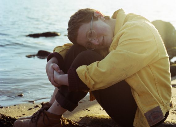 Deer Scout © Felix Walworth