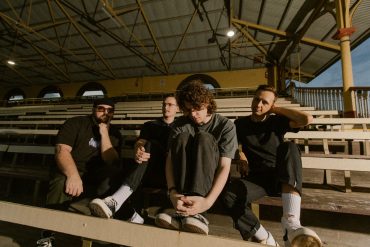 Waxflower © Mitch Lowe