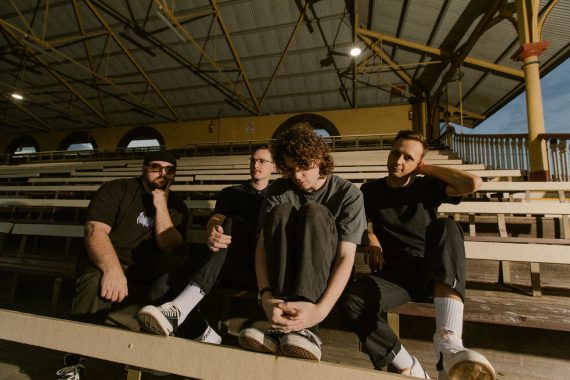 Waxflower © Mitch Lowe