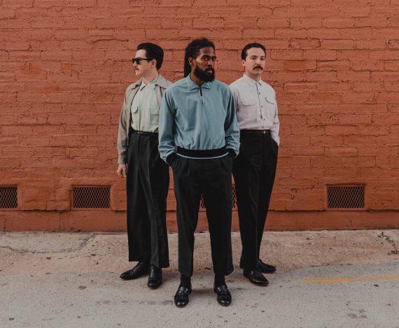 Thee Sacred Souls © Gustavo Olivares