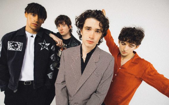 Inhaler © Lewis Evans