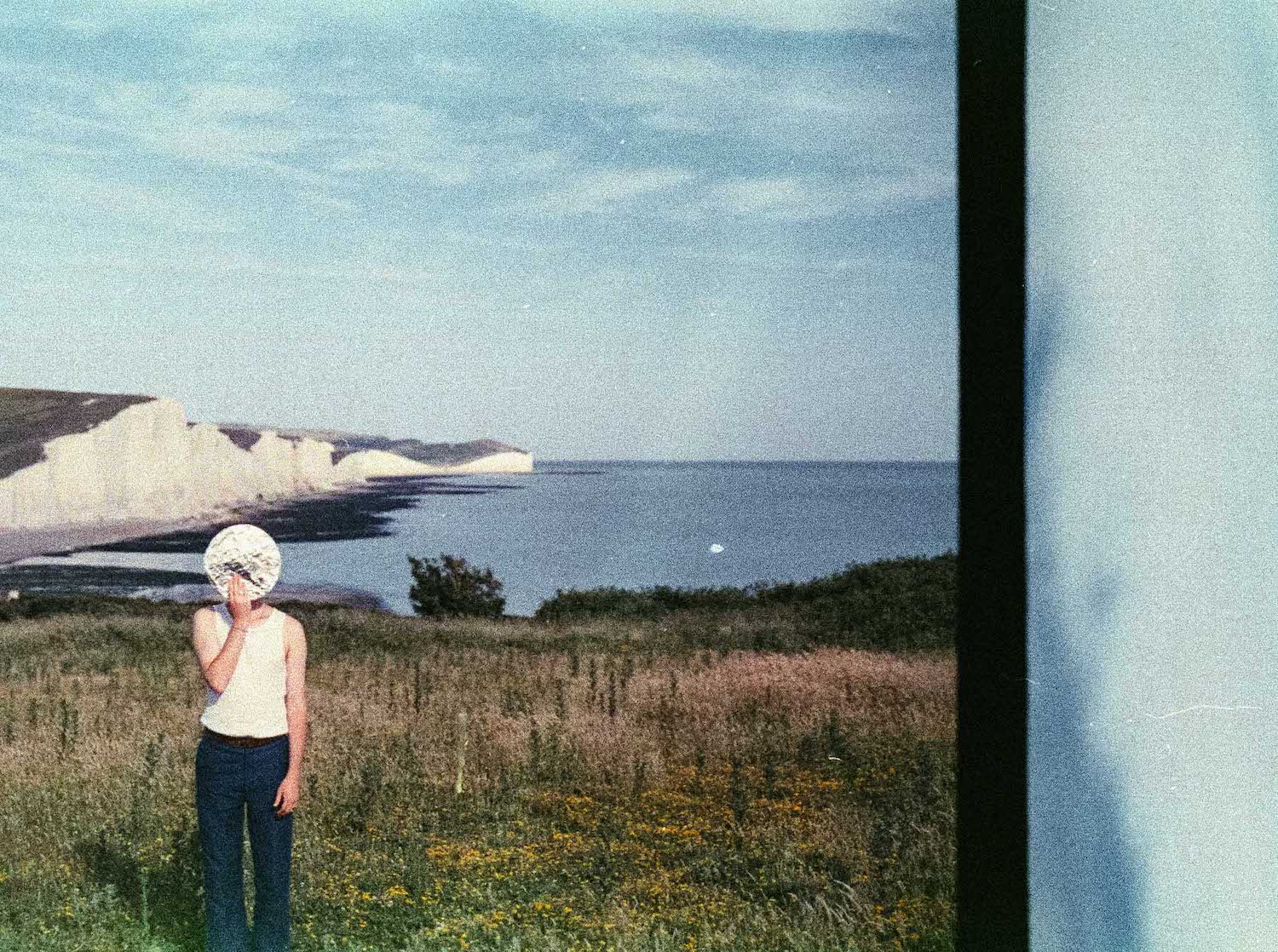 Coarse, Reflection, Breathe: Hayden Everett Premieres His Beautifully ...