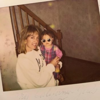 i love you, mom - Hot Moms Club