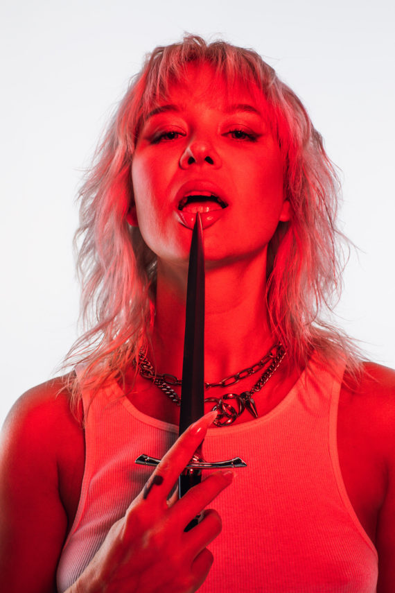 Transviolet Body Premiere: Transviolet Bask in Life's Beauty on Euphoric