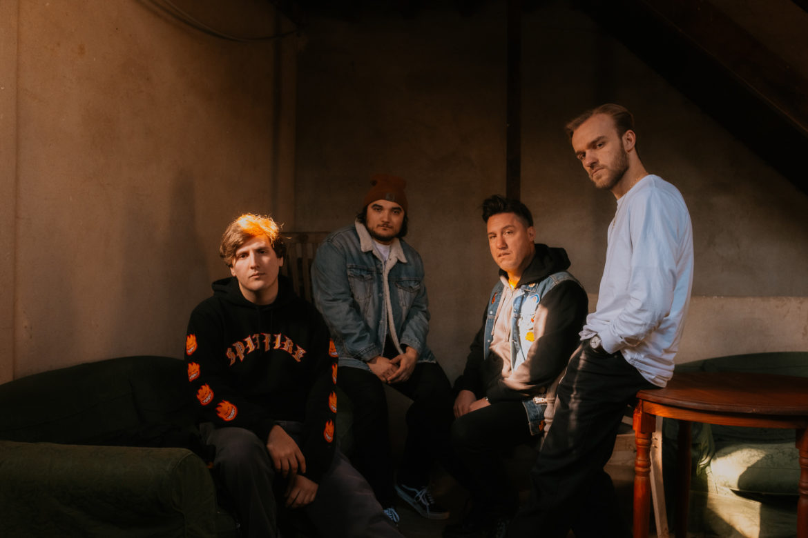 Two Trains Left © Alexis Fontaine