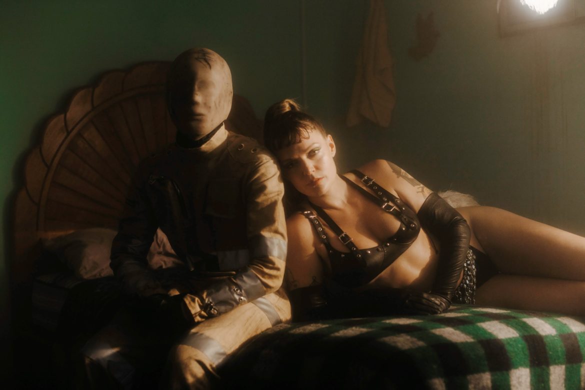 Tove Lo "Borderline" © 2023