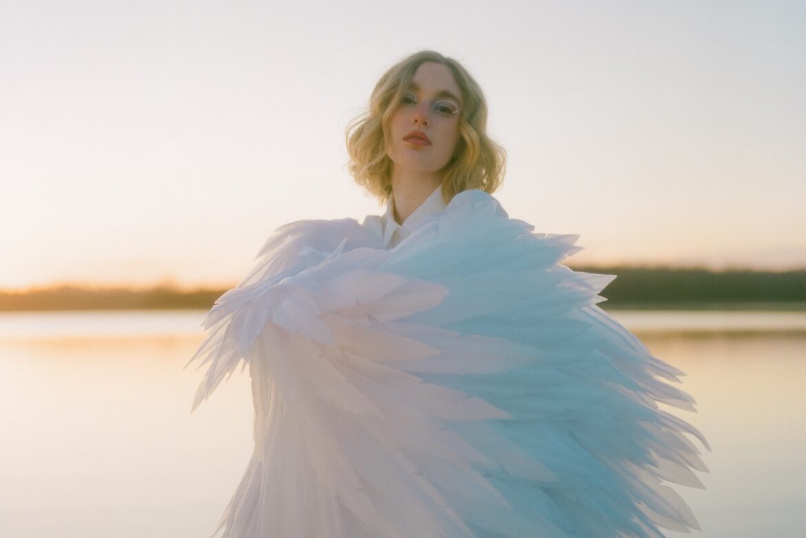 OTNES © Kirsten Barnett