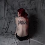 BORDERLINE - Mandi Crimmins