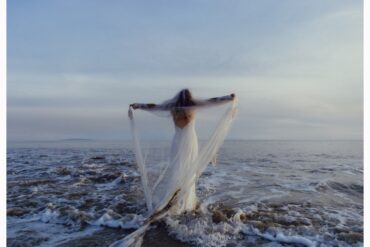 Moment - Gal Musette © Alex Justice