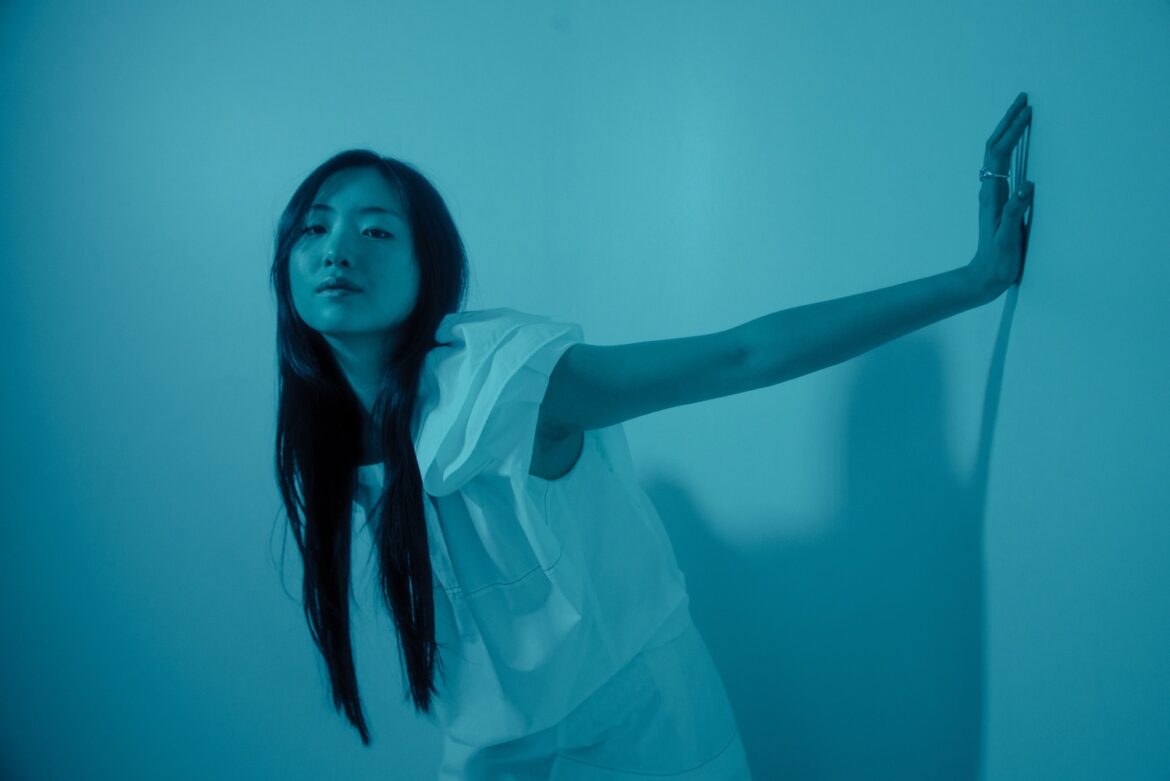 Sarah Kinsley © Julia Khoroshilov