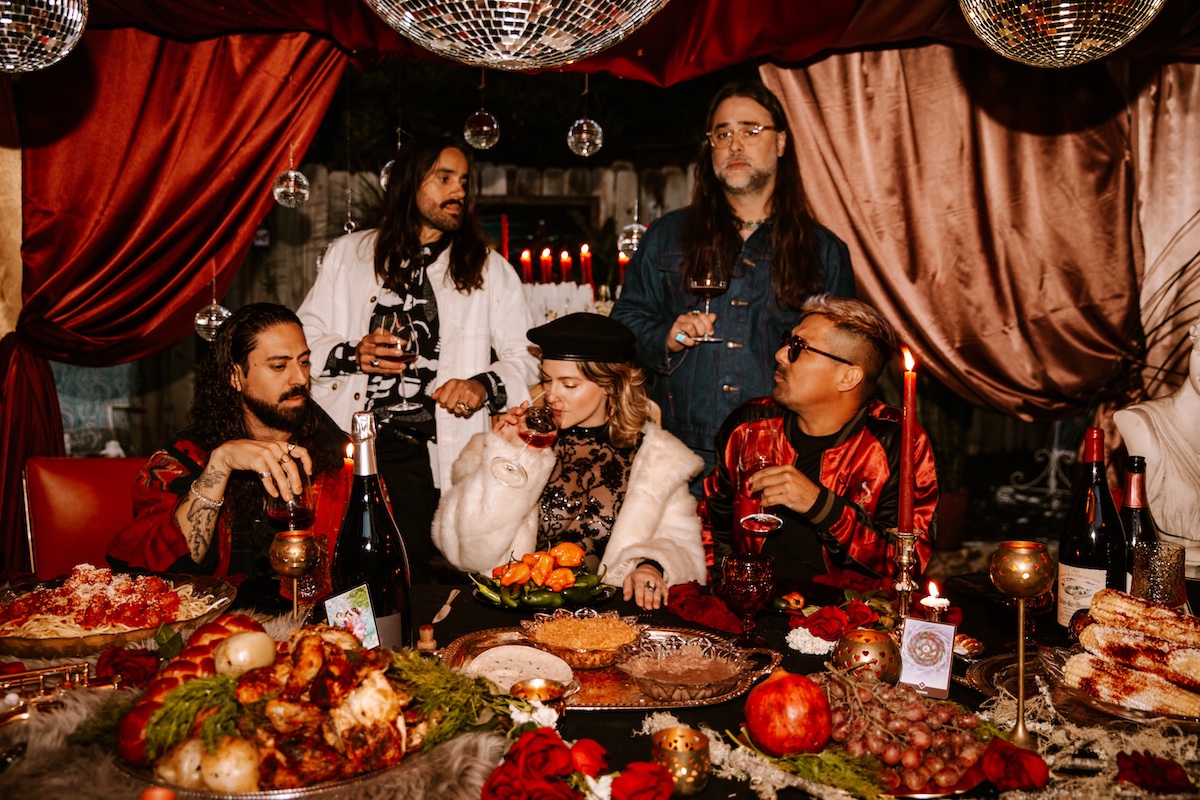 Premiere: The Bright Light Social Hour Deliver Smoldering 