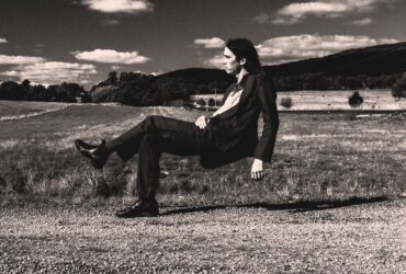 Didirri is 'Caught in the Act' © Ian Laidlaw