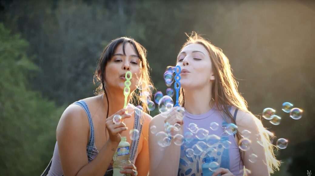 Maiah Wynn's "Drive Me Mad" music video still