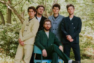 The Brook & The Bluff © Noah Tidmore