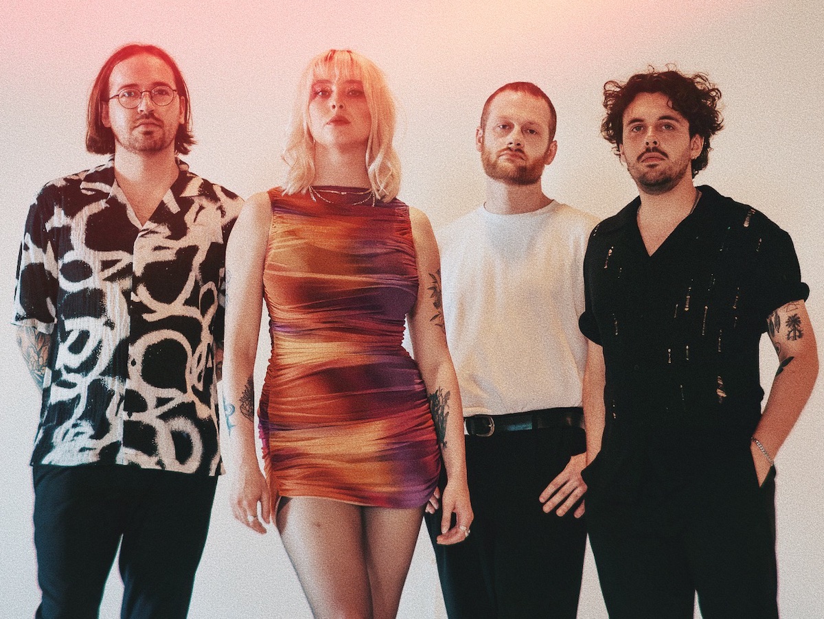 Bleach Lab © Paul Johnson Rojas