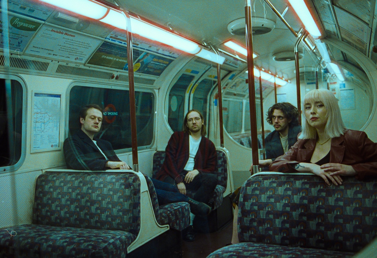 Bleach Lab © Paul Johnson Rojas