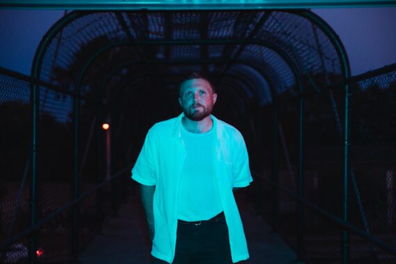 Jordan Lindley © Chelsea Rochelle