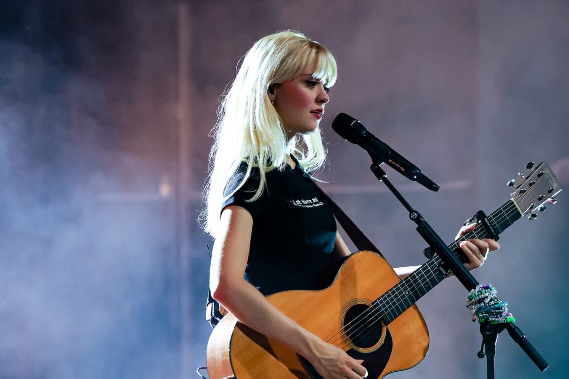 Maisie Peters © courtesy of the artist