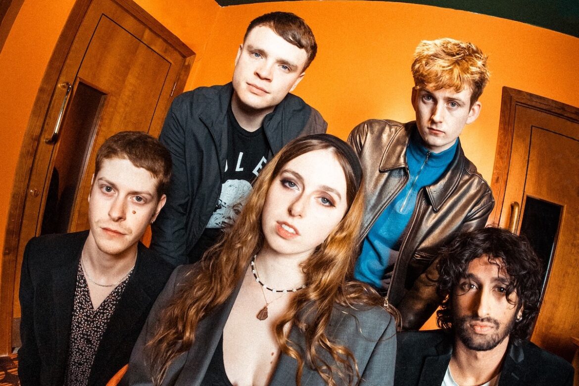 Sarah Johnson © 2023