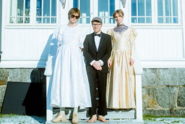 Trying to define newpunk - Dancing the Conga