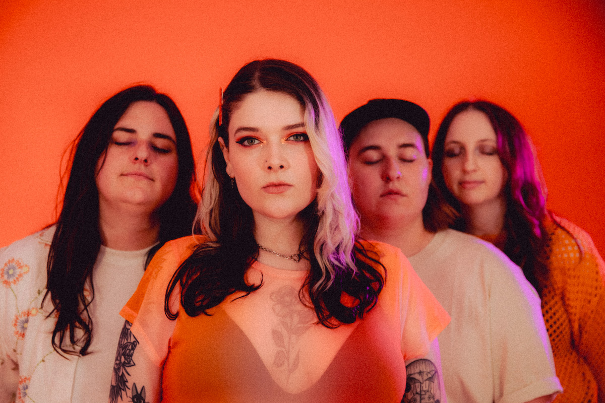 shallow pools © Sarah Mentus