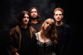 Joan and the Giants © Isabelle Haubrich