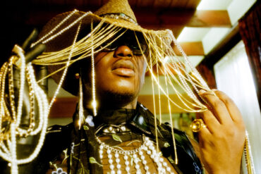 SIPHO. "LOCK IT IN" © Marco Grey