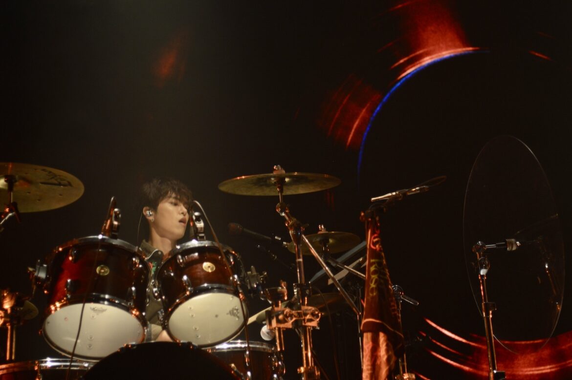 Live Review: The Rose Stun Austin, Texas on Their “Dawn to Dusk” Tour ...