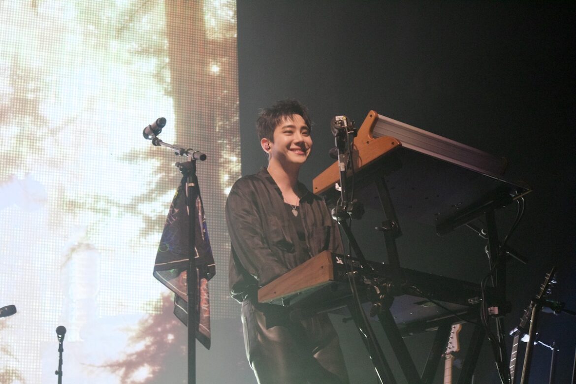 Live Review: The Rose Stun Austin, Texas on Their “Dawn to Dusk” Tour ...