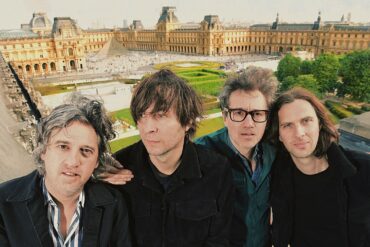 Phoenix pose against a familiar backdrop © Shervin Lainez