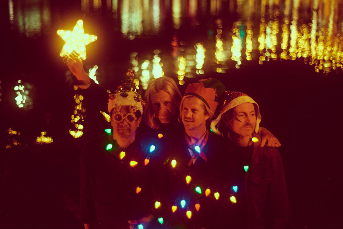 Switchfoot "Christmas" © 2022