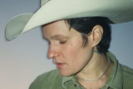 Adrianne Lenker © Germaine Dunes