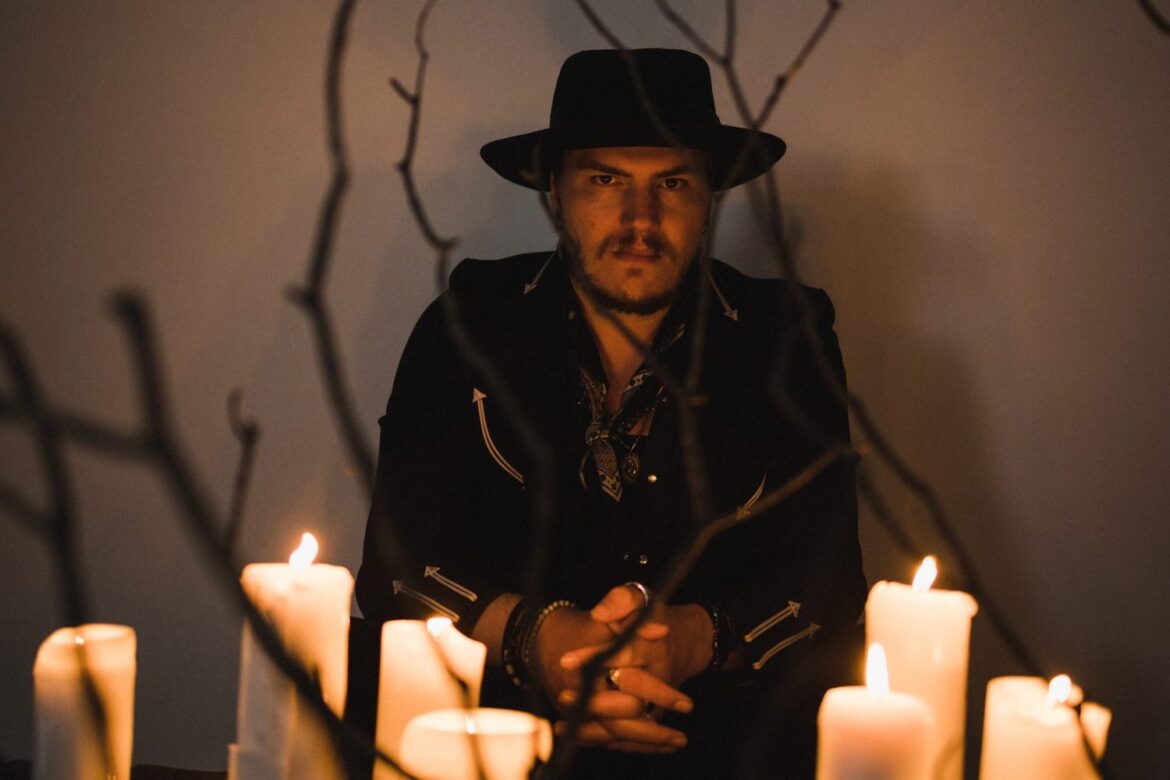 Dylan LeBlanc © Abraham Rowe